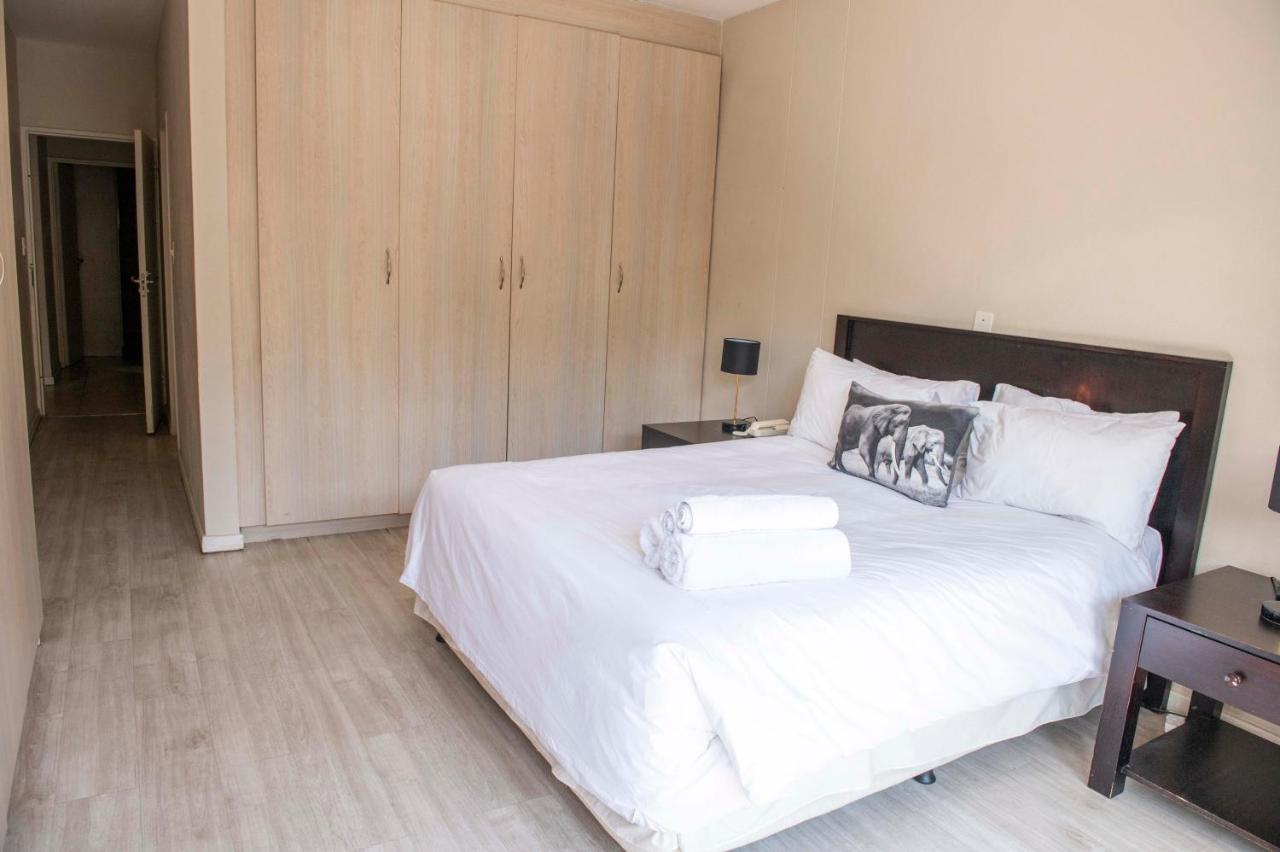Grayston Exec Apartments Johannesburg Buitenkant foto