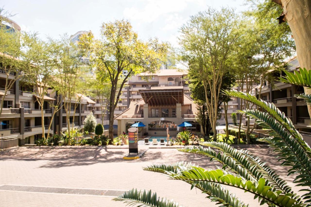 Grayston Exec Apartments Johannesburg Buitenkant foto