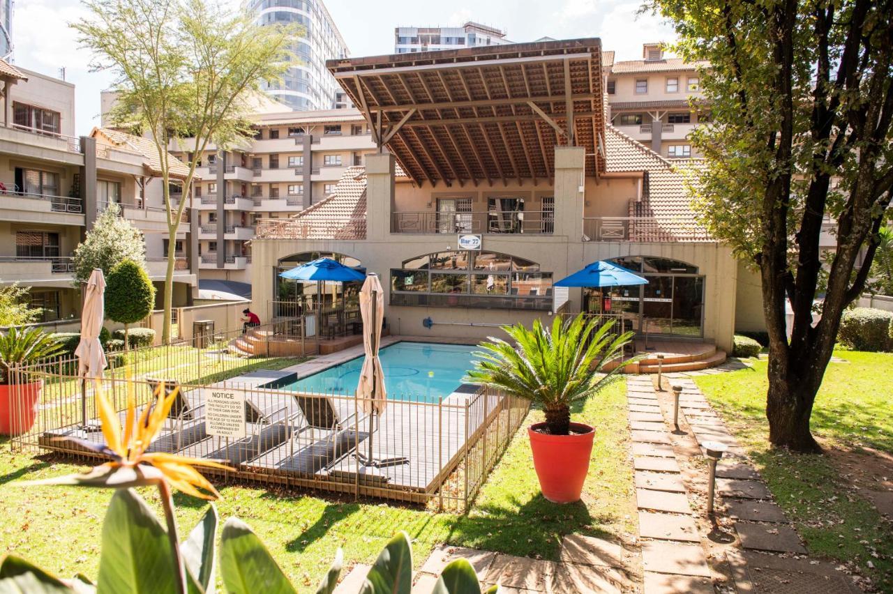 Grayston Exec Apartments Johannesburg Buitenkant foto